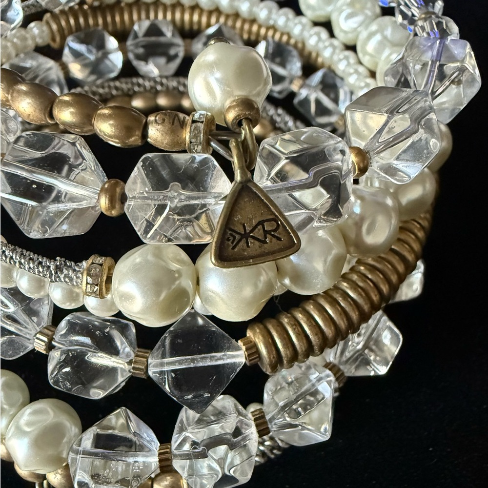 Silpada Practical Pearls Bracelet - Picture 5 of 8
